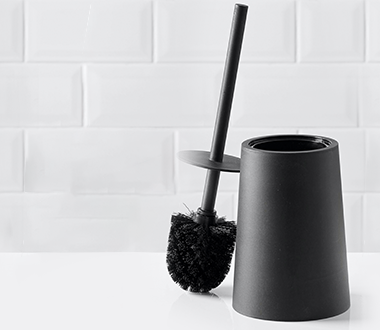How to Choose the Right Toilet Brush for Your Business?
